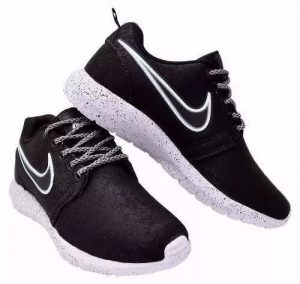 Tenis Nike Roshe One Yeezy Bost 3 300x284 - Tenis Nike Roshe One Yeezy Bost 3