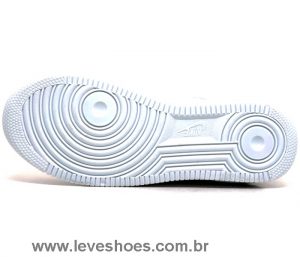 Tênis Nike Air Force 1 TM branco 4 300x257 - Tênis Nike Air Force 1 TM branco 4
