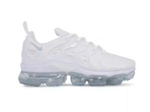 Tenis nike Vapor Max Plus Vm preto 5 300x224 - Tenis nike Vapor Max Plus Vm preto 5