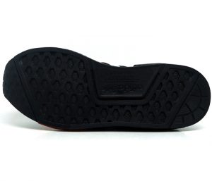 Tênis Adidas NMD Ferrari Preto 4 300x257 - Tênis Adidas NMD Ferrari Preto 4
