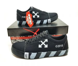 Tênis Vans Off White 4 300x255 - Tênis Vans Off White 4