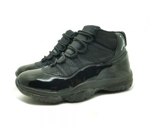 Tênis de Basquete Nike preto 300x255 - Tênis de Basquete Nike preto
