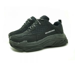 Tênis Balenciaga Tripe s 3 300x255 - Tênis Balenciaga Tripe s 3