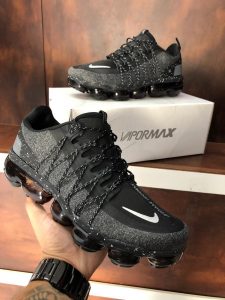 Tênis Nike VaporMax Utility 5 225x300 - Tênis Nike VaporMax Utility 5