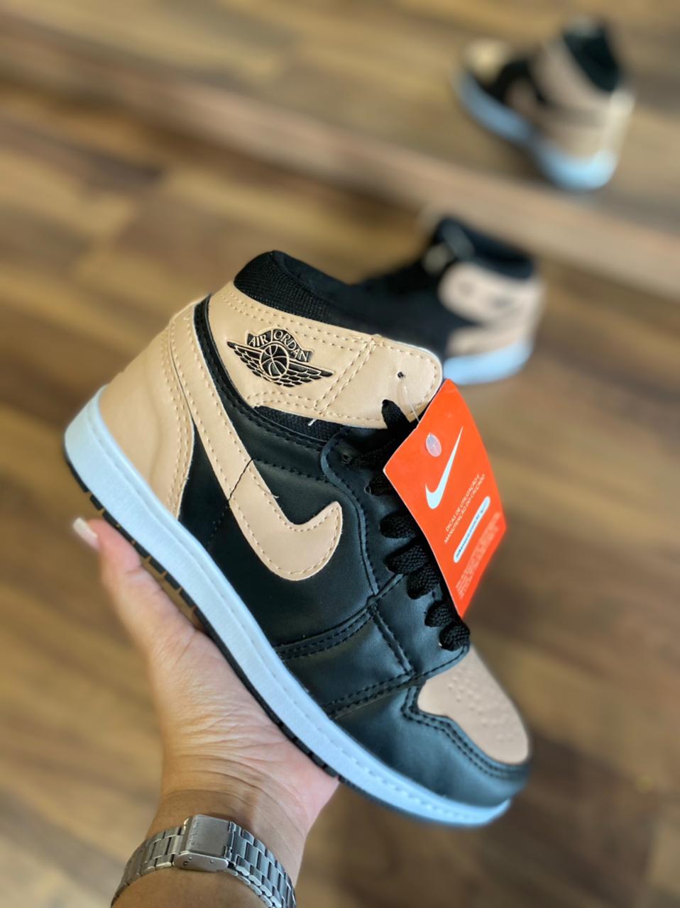tenis da nike estilo botinha