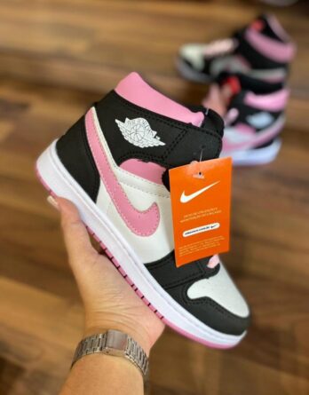 Tênis Botinha Nike Air Jordan Estilosa Confortável Preto Rosa 348x445 - TÊNIS