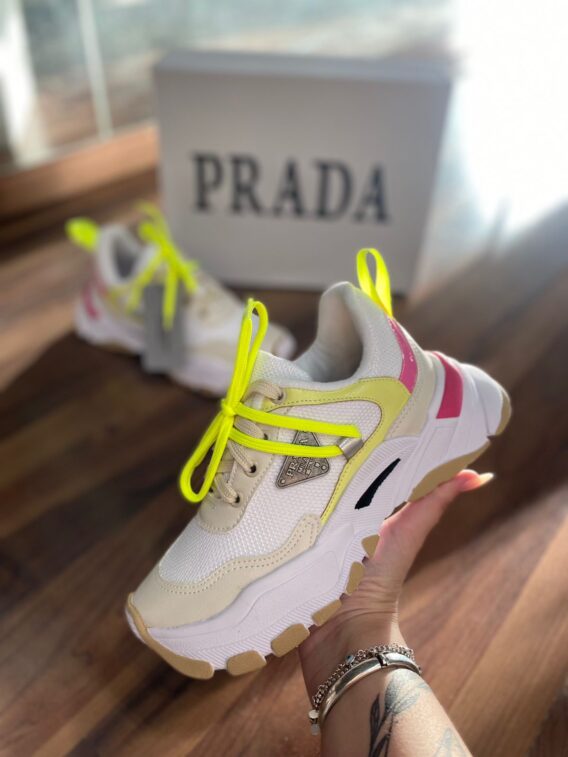 IMG 20220727 WA0001 568x757 - Tênis Prada Sneaker Tratorado feminino