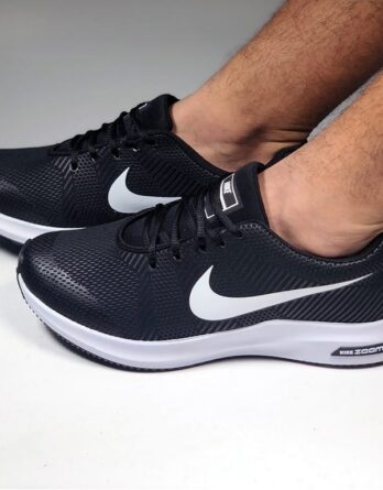 WhatsApp Image 2022 12 01 at 18.21.49 348x445 - Tênis Nike Air Zoom Masculino Preto Branco