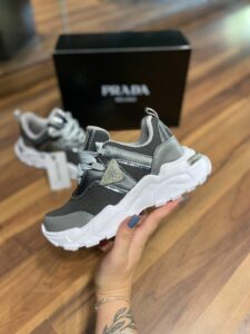 Tenis Prada Milano Chunky Sneaker Blogueira Grafite 225x300 - Tênis Prada Milano Chunky Sneaker Blogueira Grafite