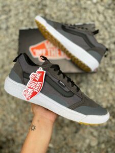 vans ultrarange 2 225x300 - vans ultrarange 2