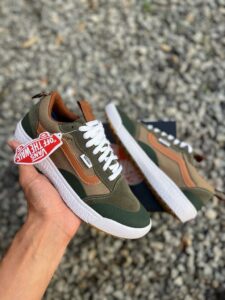 vans ultrarange 7 225x300 - vans ultrarange 7