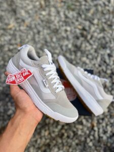 vans ultrarange 8 225x300 - vans ultrarange 8