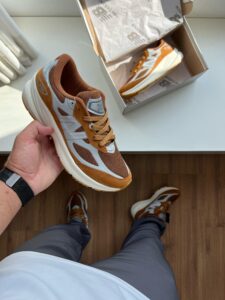Tenis New Balance 990 2 225x300 - Tênis New Balance 990 2